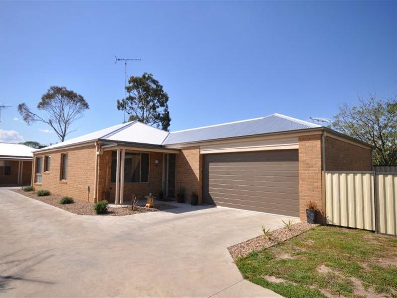 Unit 3/8A Moore Street, Bannockburn VIC 3331