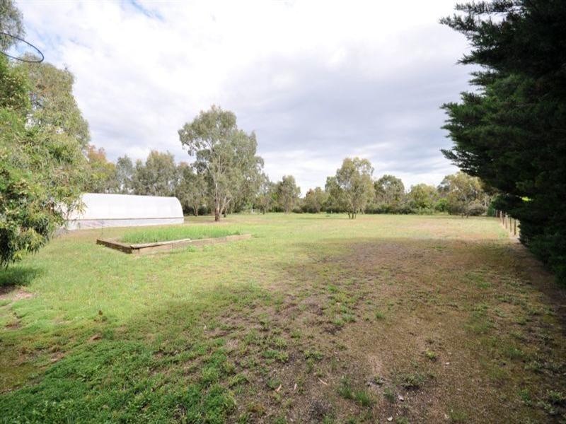 19 Redgum Drive, Teesdale VIC 3328