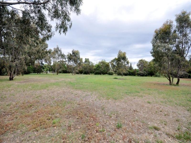 19 Redgum Drive, Teesdale VIC 3328