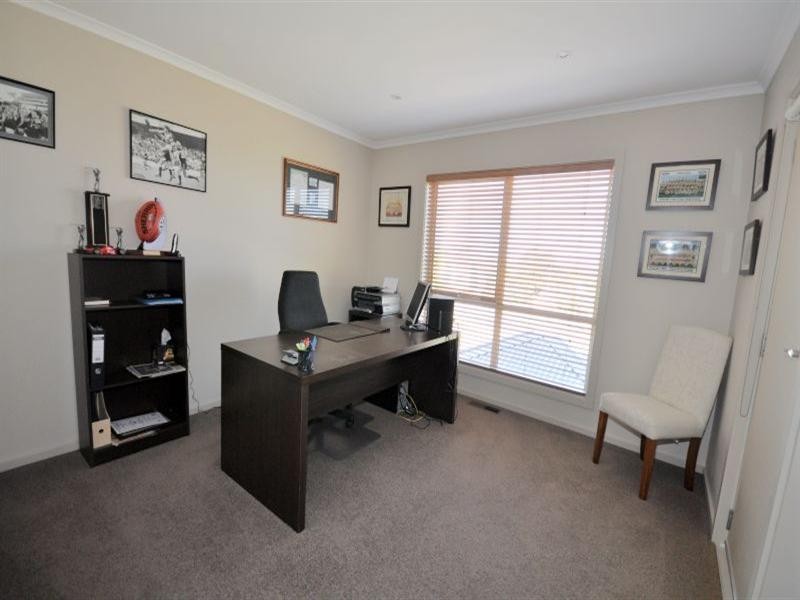 23 Victory Way, Highton VIC 3216