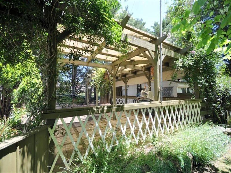 9 Bruce Street, Teesdale VIC 3328