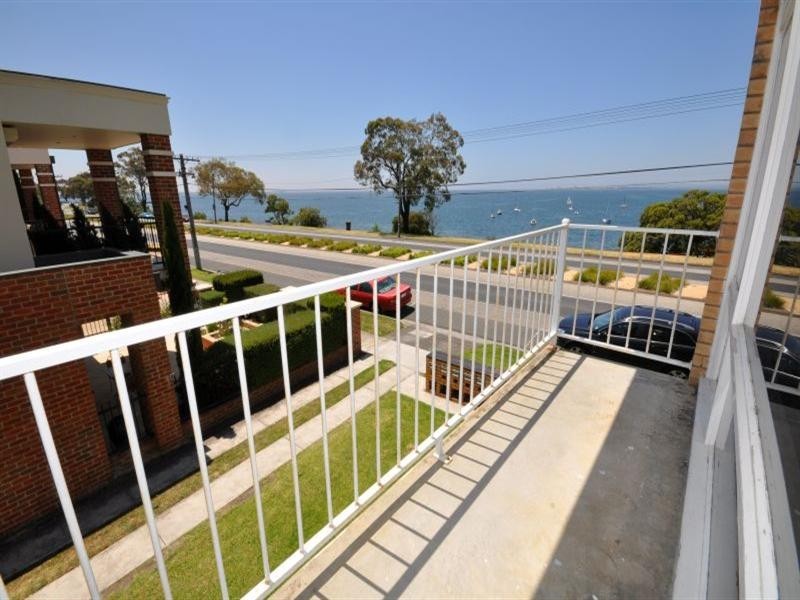 Unit 5/17A The Esplanade, Geelong VIC 3220