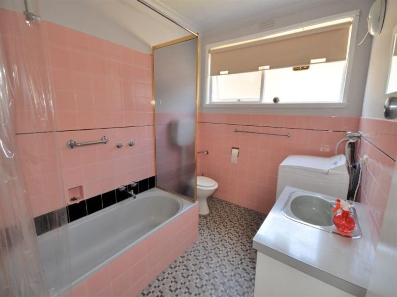 Unit 5/17A The Esplanade, Geelong VIC 3220