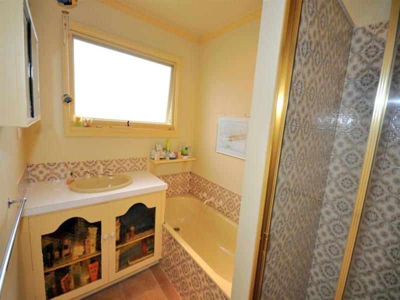 16 Willis Street, Teesdale VIC 3328