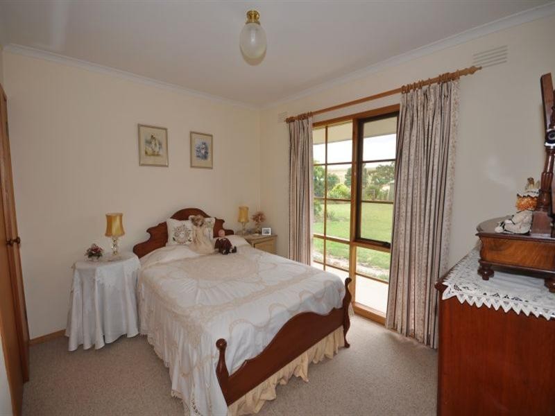 54 River Drive, Teesdale VIC 3328