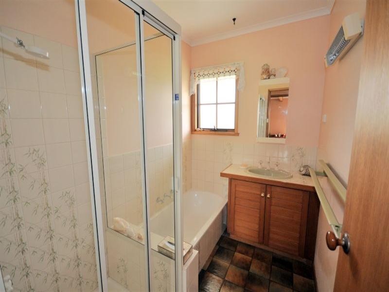 54 River Drive, Teesdale VIC 3328