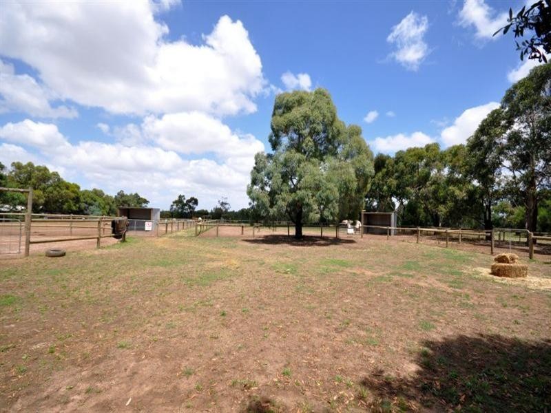 38 Outside Court, Teesdale VIC 3328