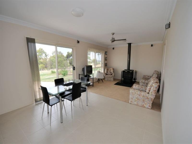 18 Thomson Street, Shelford VIC 3329