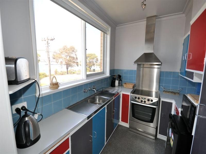 Unit 5/17A The Esplanade, Geelong VIC 3220