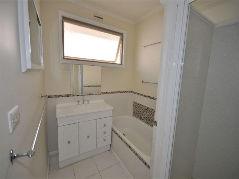 26 Kansas Avenue, Bell Post Hill VIC 3215