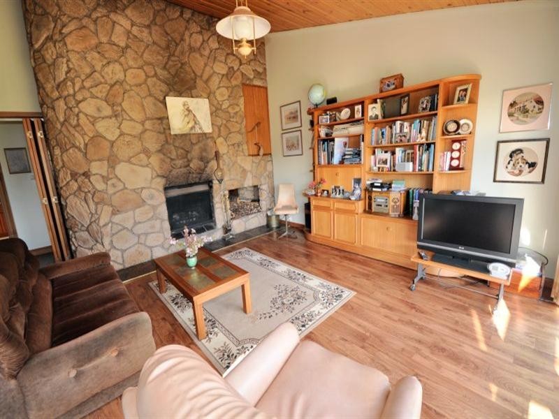 76 River Drive, Teesdale VIC 3328