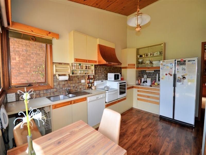 76 River Drive, Teesdale VIC 3328