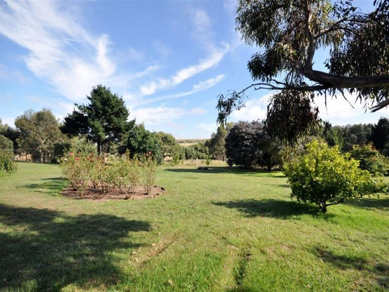 76 River Drive, Teesdale VIC 3328