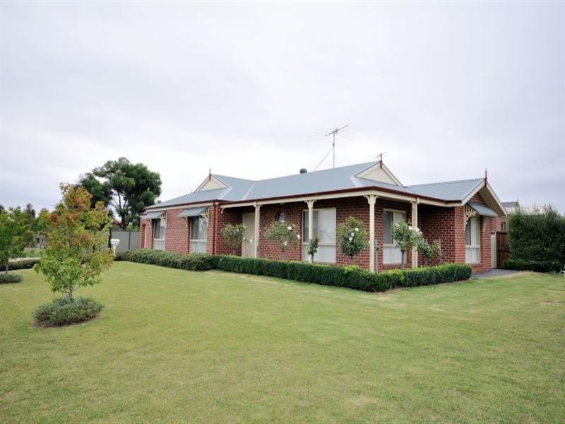 33 Dalcruin Drive, Bannockburn VIC 3331