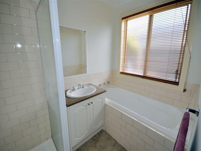 11 Dalcruin Drive, Bannockburn VIC 3331