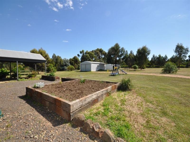 38 Native Hut Drive, Teesdale VIC 3328