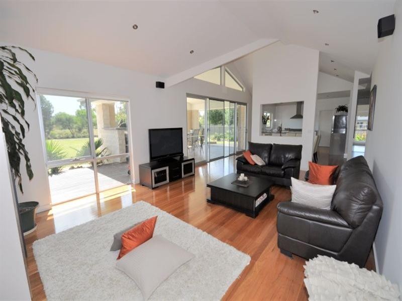 20 Bournbank Avenue, Bannockburn VIC 3331