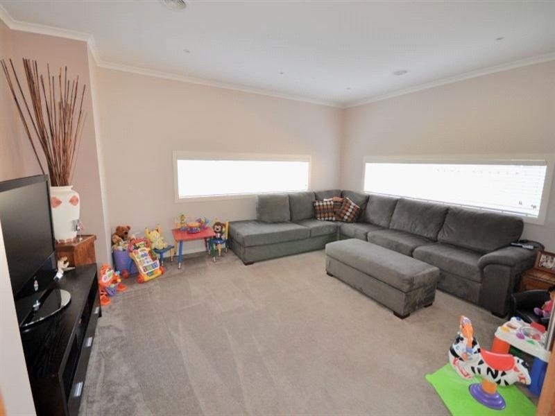 6 Kintyre Court, Bannockburn VIC 3331