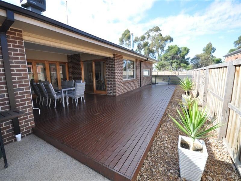 6 Kintyre Court, Bannockburn VIC 3331