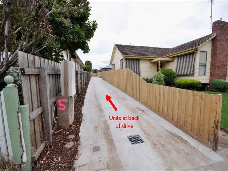 3/5 Pitman Street, Newcomb VIC 3219