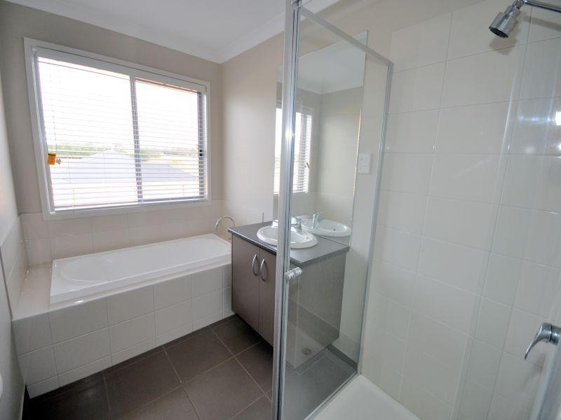 55 Moreillon Boulevard, Bannockburn VIC 3331