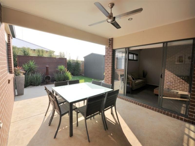 15 Darriwell Drive, Bannockburn VIC 3331