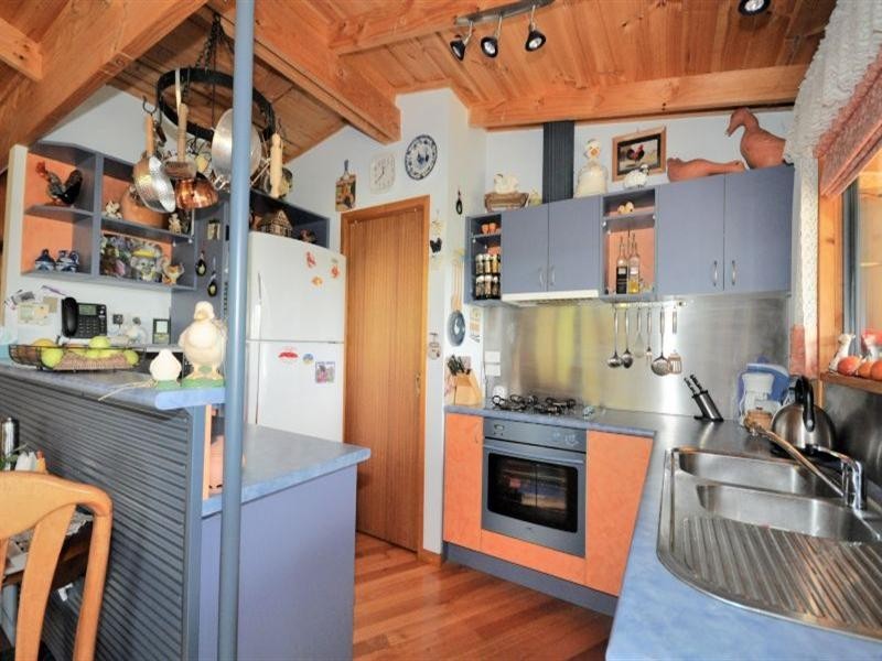 8 Cunningham Street, Shelford VIC 3329