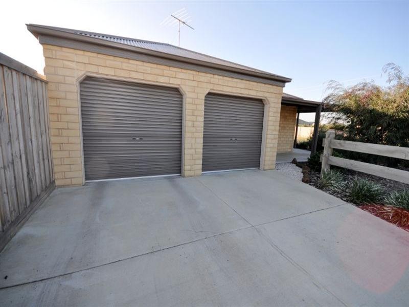 60 Levy Road, Bannockburn VIC 3331