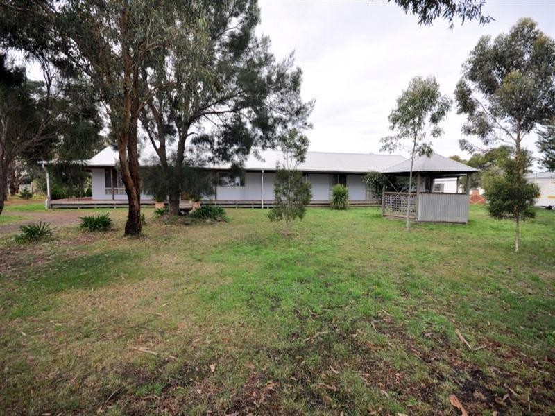 38 Brady Road, Lethbridge VIC 3332