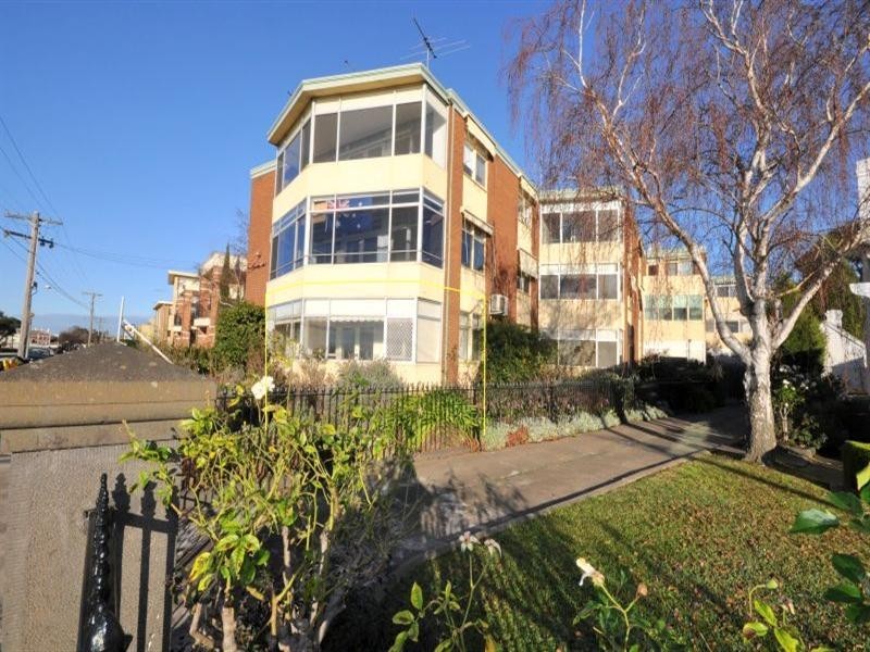 1/21 The Esplanade, Drumcondra VIC 3215