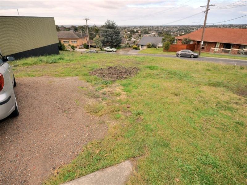 31 Montpellier Drive, Highton VIC 3216