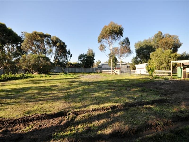 35 Russell Street, Lethbridge VIC 3332