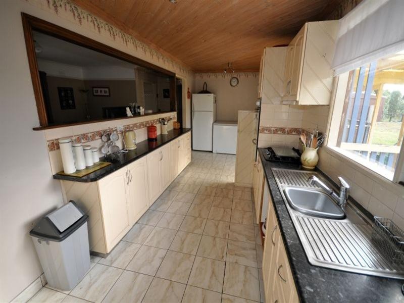 14 Cooper Street, Winchelsea VIC 3241