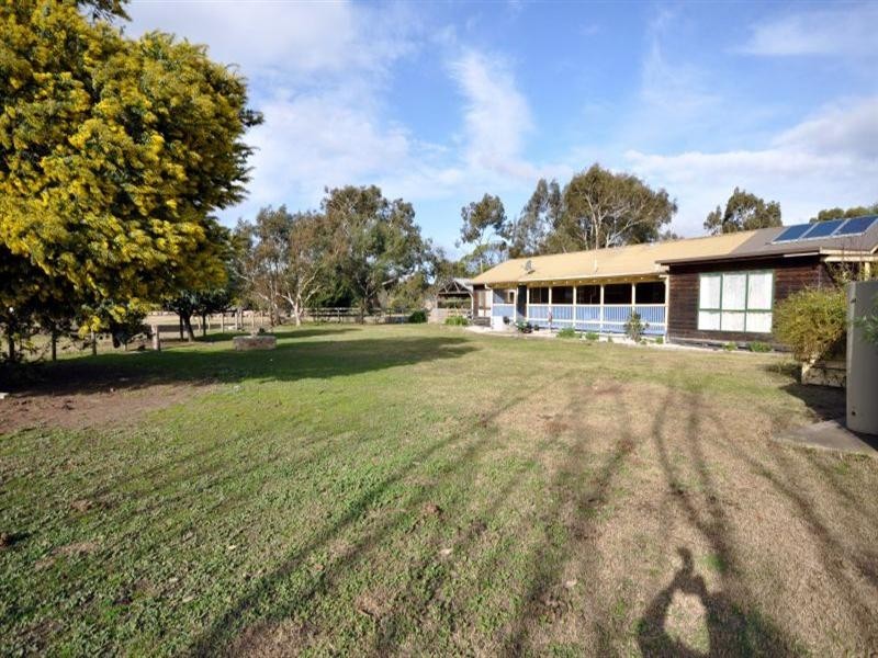 14 Cooper Street, Winchelsea VIC 3241