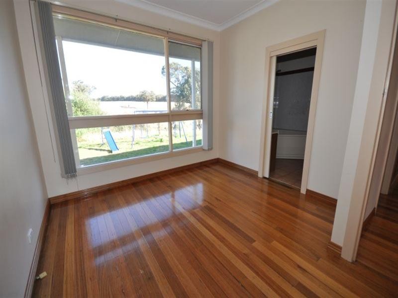 90 Dollys Creek Track, Elaine VIC 3334