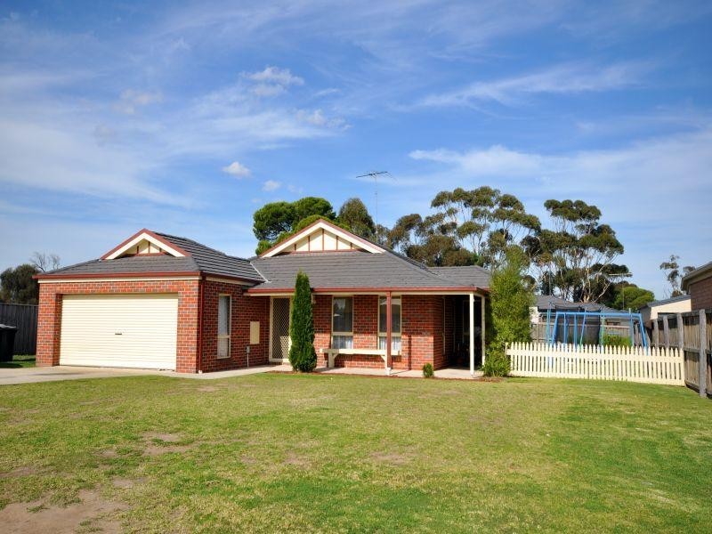 10 Edenborough Way, Bannockburn VIC 3331