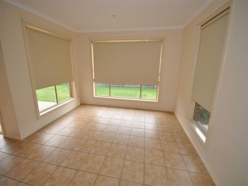 10 Edenborough Way, Bannockburn VIC 3331