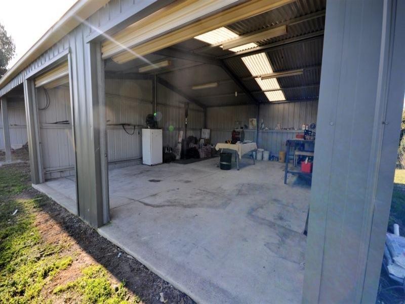 8 Inverlochy Drive, Bannockburn VIC 3331