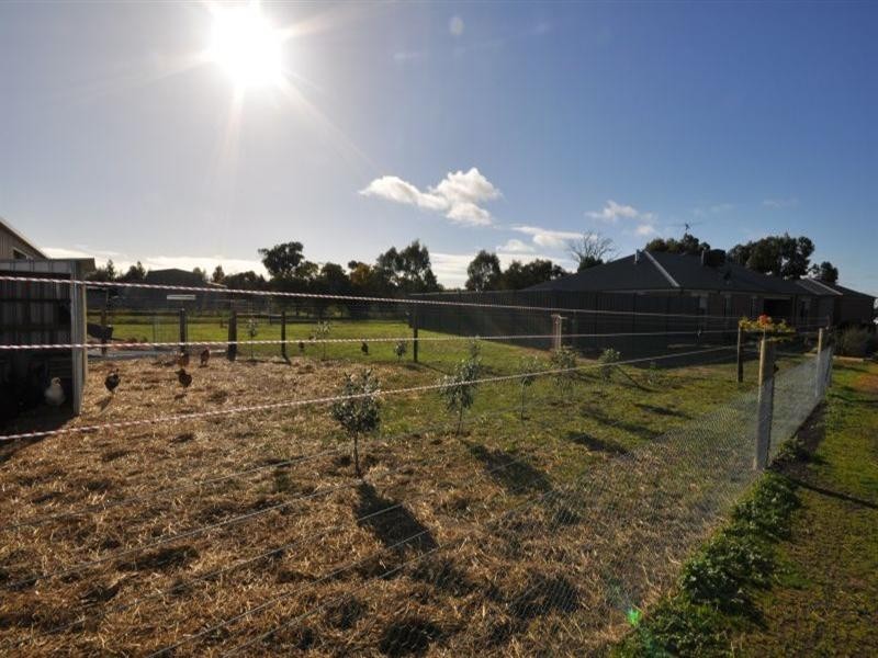 10 Kestrel Place, Teesdale VIC 3328