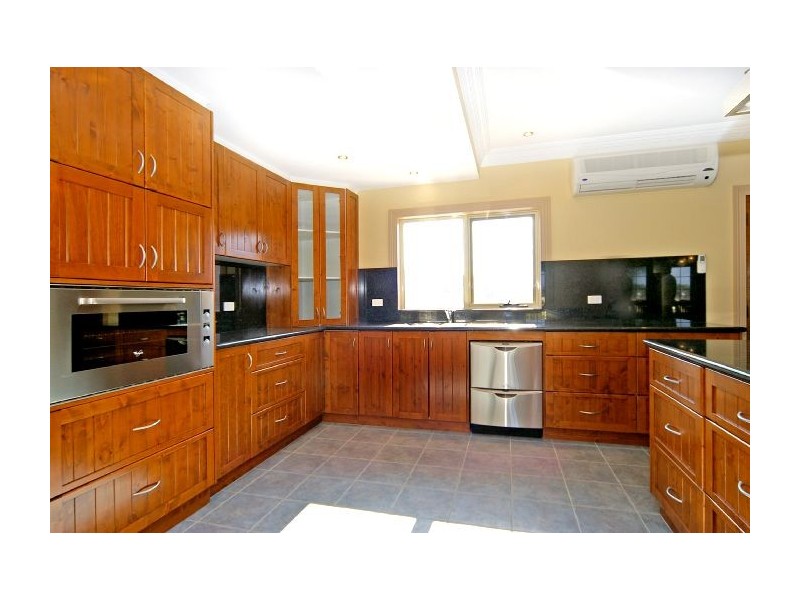 28 Alice Mews, Bannockburn VIC 3331