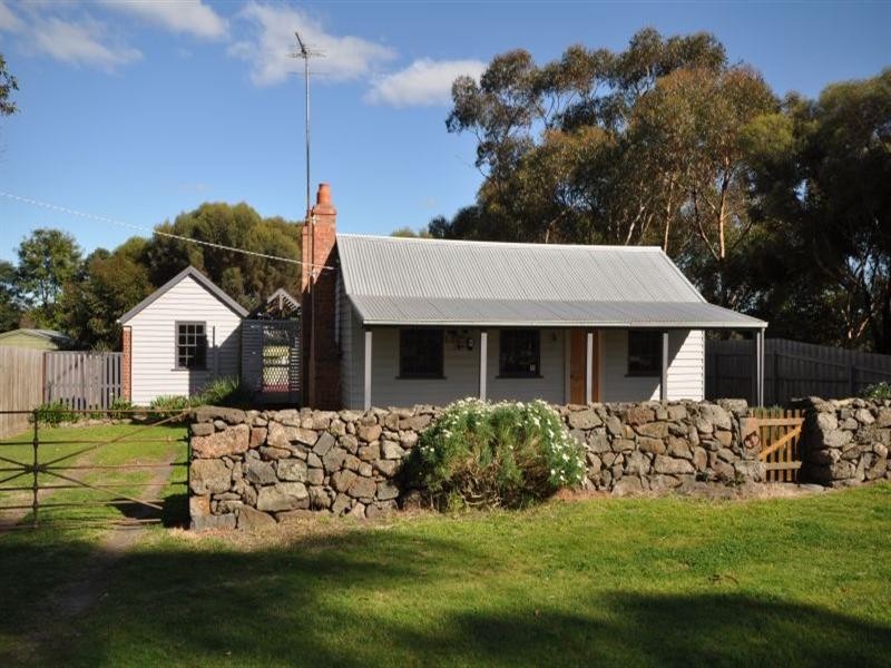 21 Noyes Road, Lethbridge VIC 3332