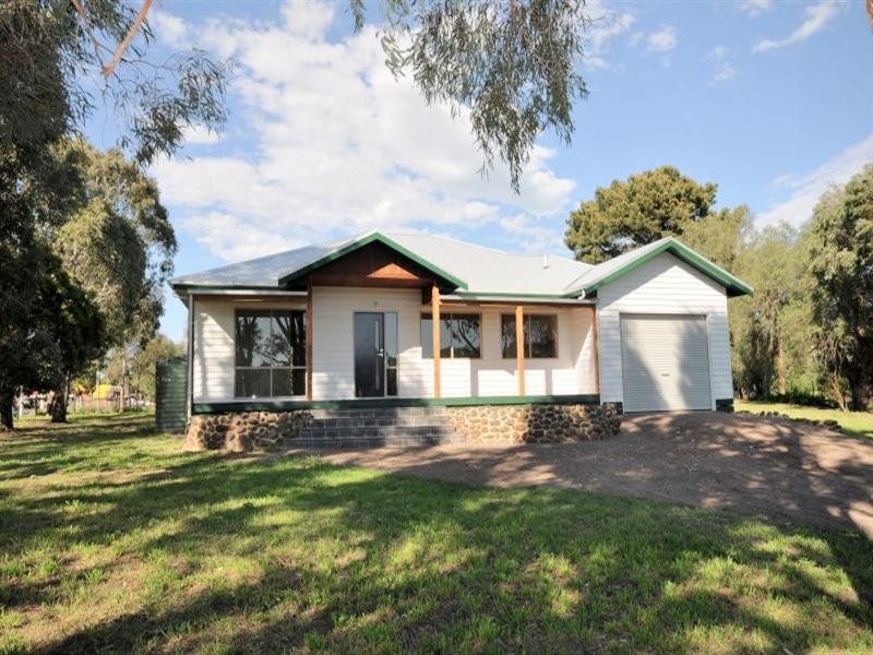 24 Cambridge Street, Inverleigh VIC 3321