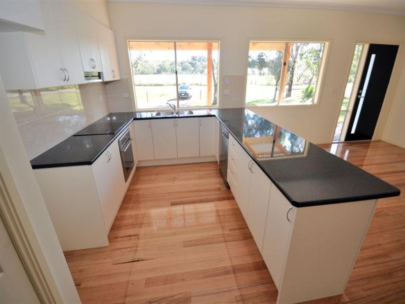 24 Cambridge Street, Inverleigh VIC 3321