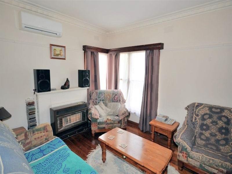 8 Fairy Street, Bell Post Hill VIC 3215