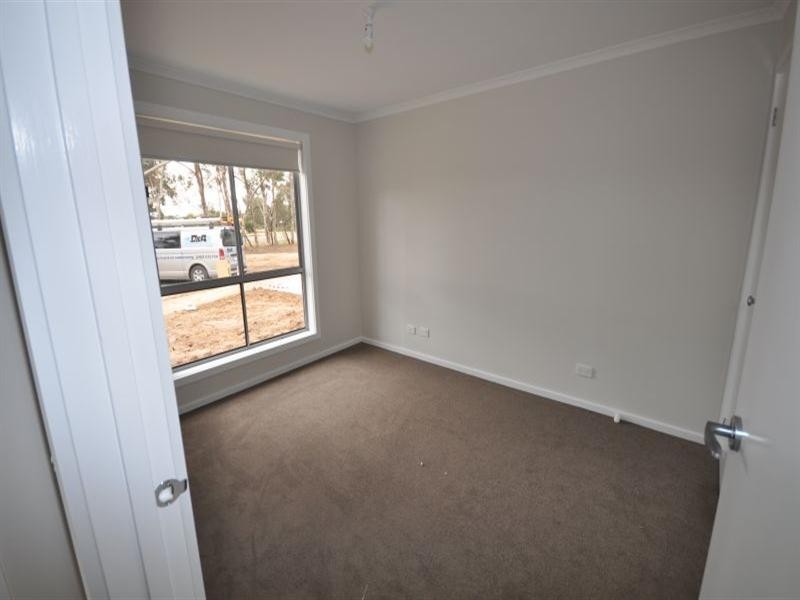 Unit 2, 15 Burnside Road, Bannockburn VIC 3331