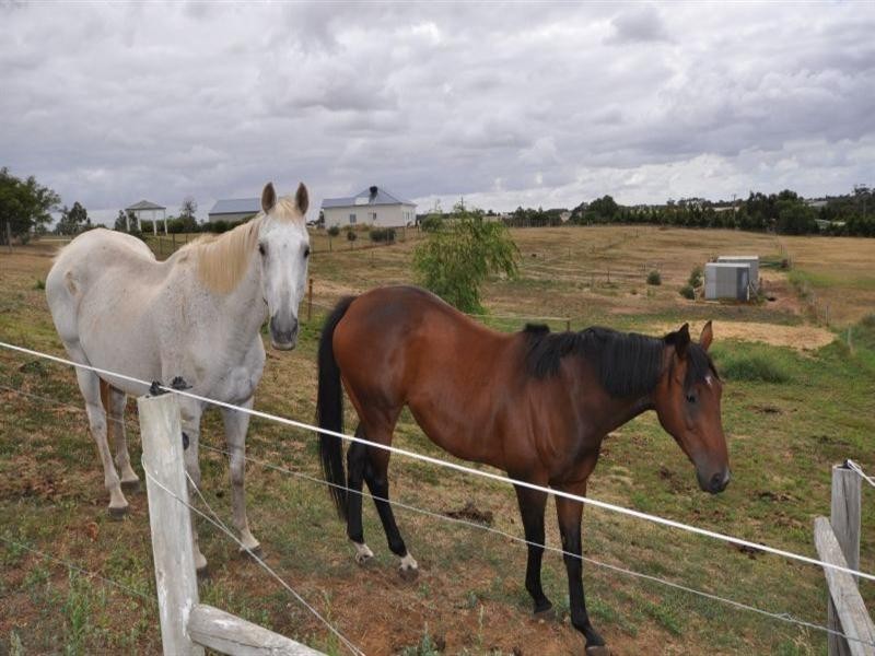 122 Bruce Street, Teesdale VIC 3328