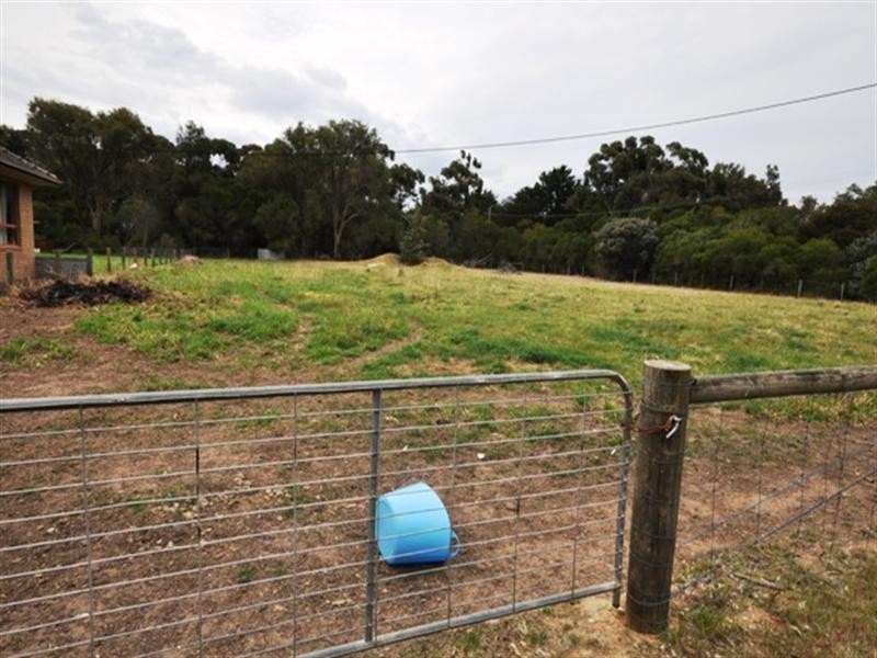 CA 9 and 10 Ferrars Road, Rokewood VIC 3330