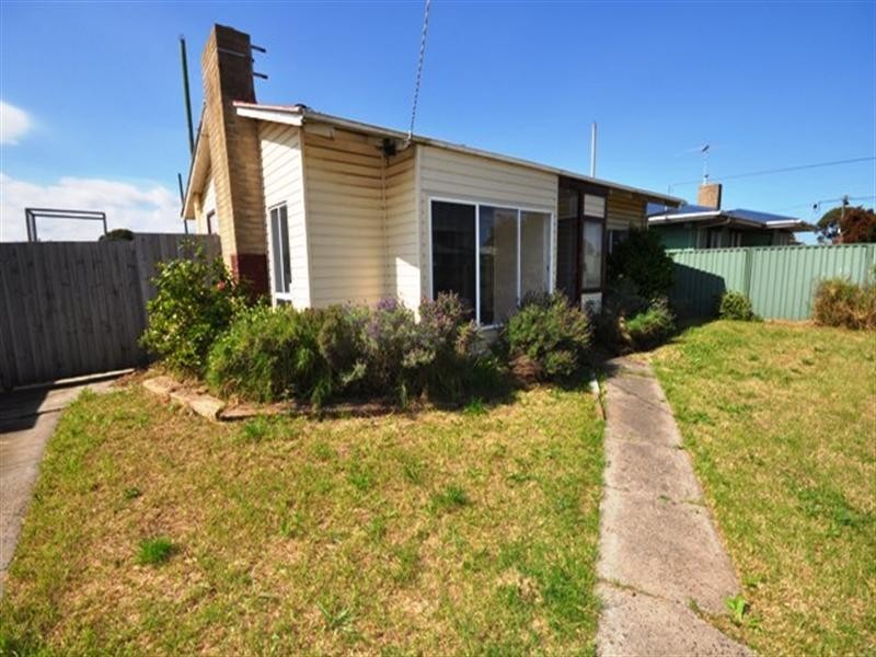 60 Rose Avenue, Norlane VIC 3214