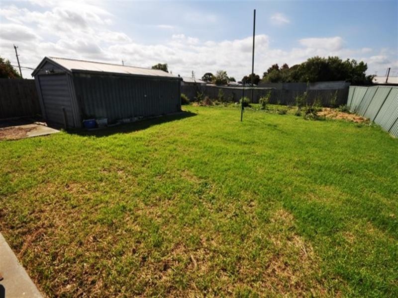 60 Rose Avenue, Norlane VIC 3214