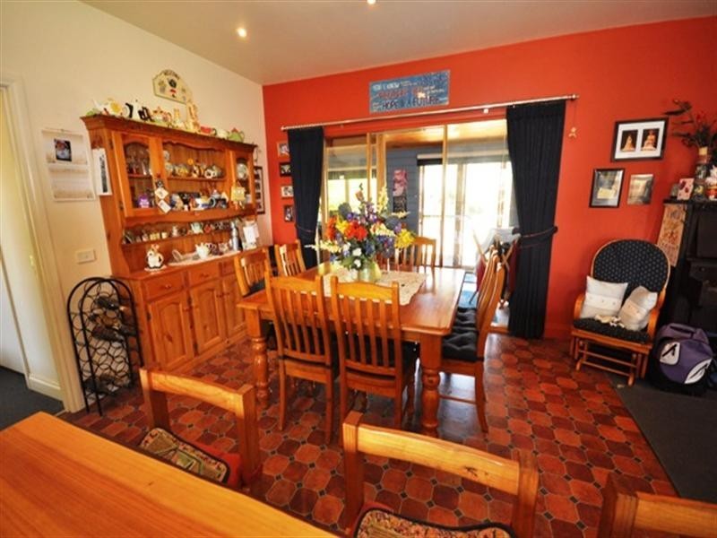 16 Sutherland Street, Meredith VIC 3333